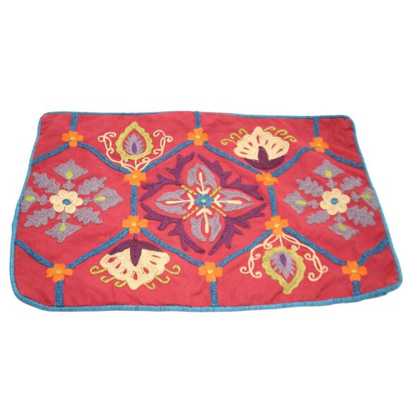 World Market 14x20 Boho Crewel Embroidered Pillow Cover Red Blue Multicolor Boho - Picture 1 of 8